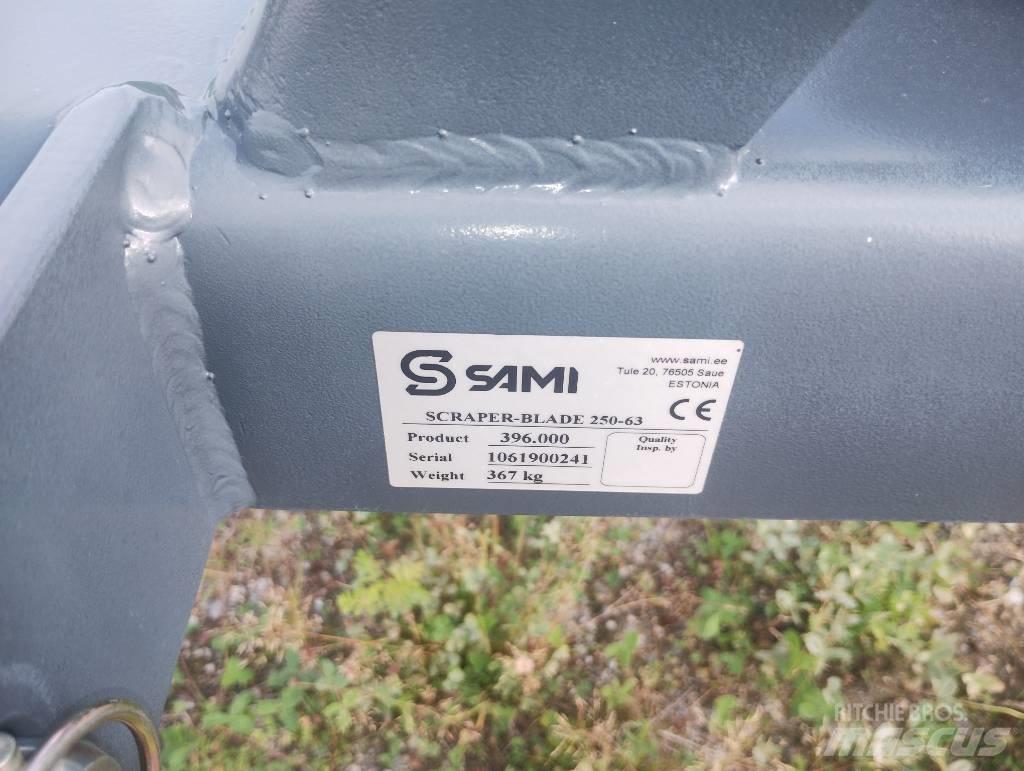 Sami 250-63 Takalana Grader