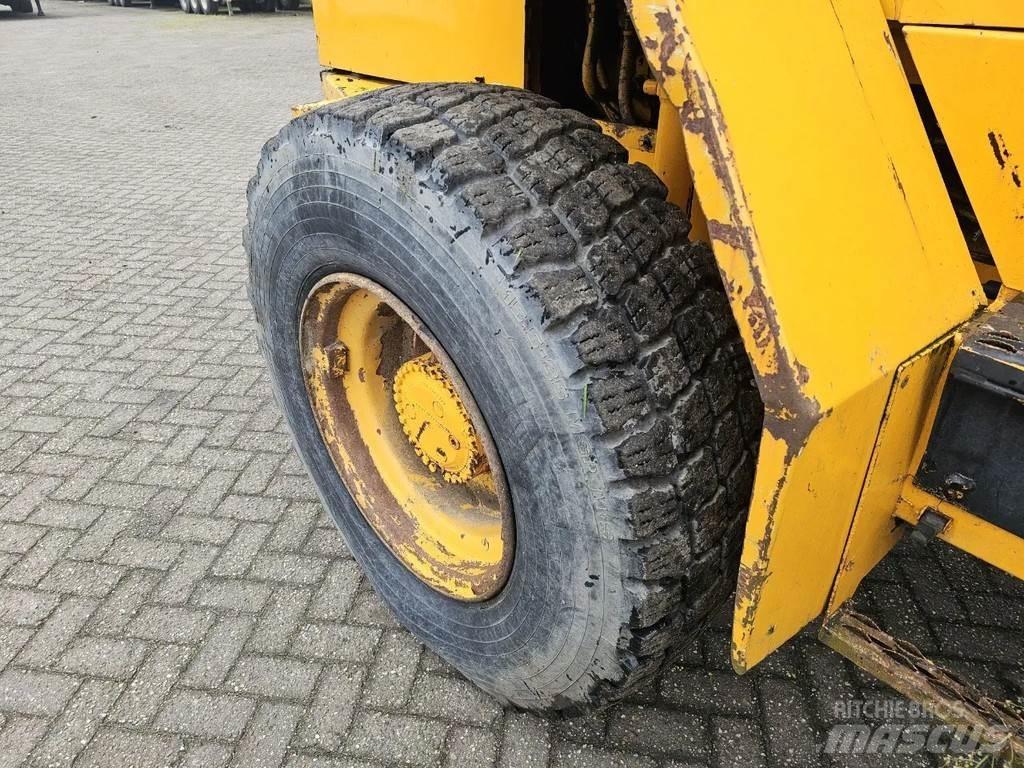 Ahlmann AZ9 Pale gommate