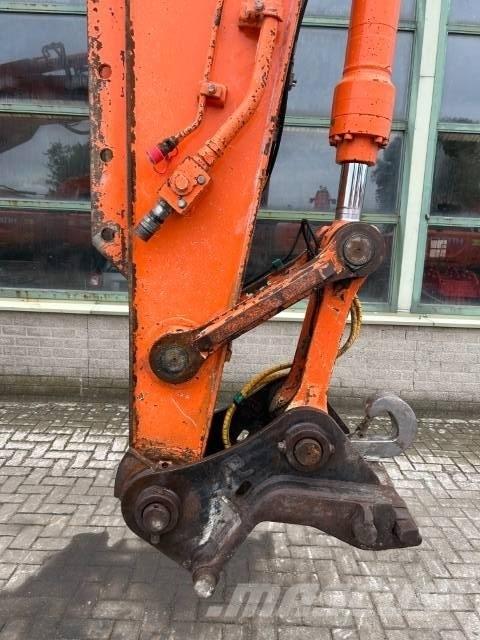 Hitachi ZX 210 LC-3 Escavatori cingolati