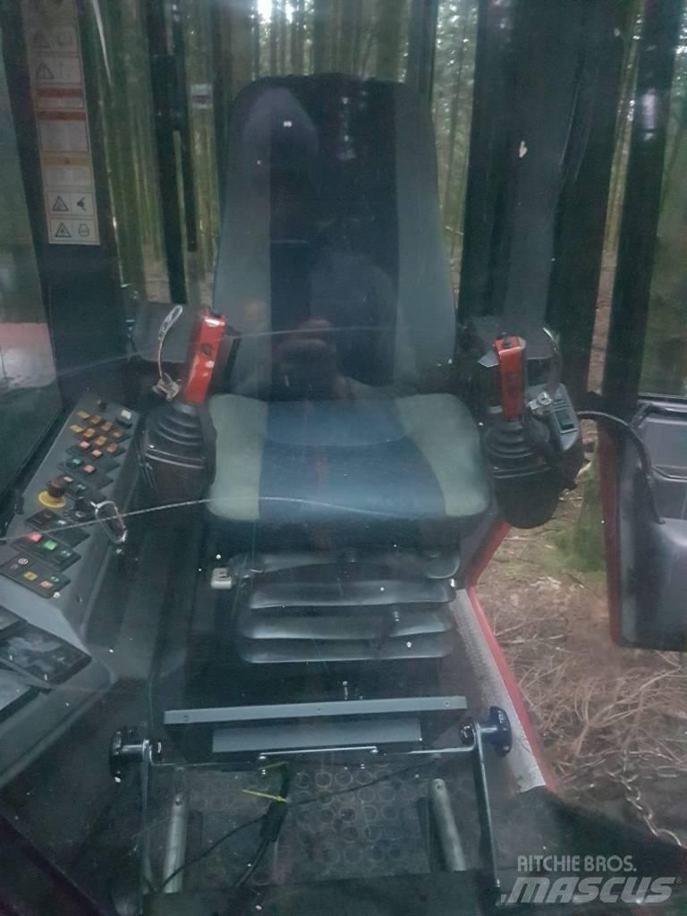 Valmet 921 Abbattitrici, Disboscatrici