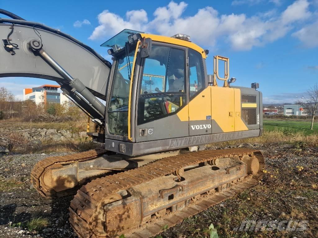 Volvo 220E Escavatori cingolati