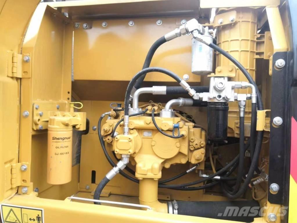 CAT 320 D L Escavatori cingolati