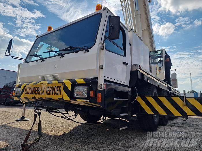 P&H S60 Century 2 Gru per terreni difficili