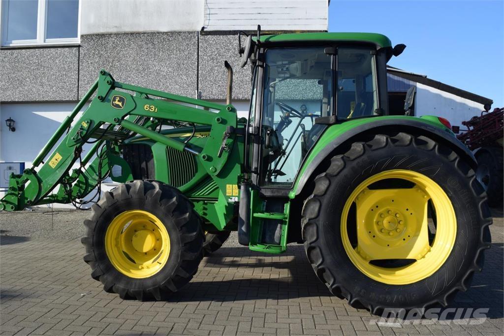 John Deere 6220 Trattori