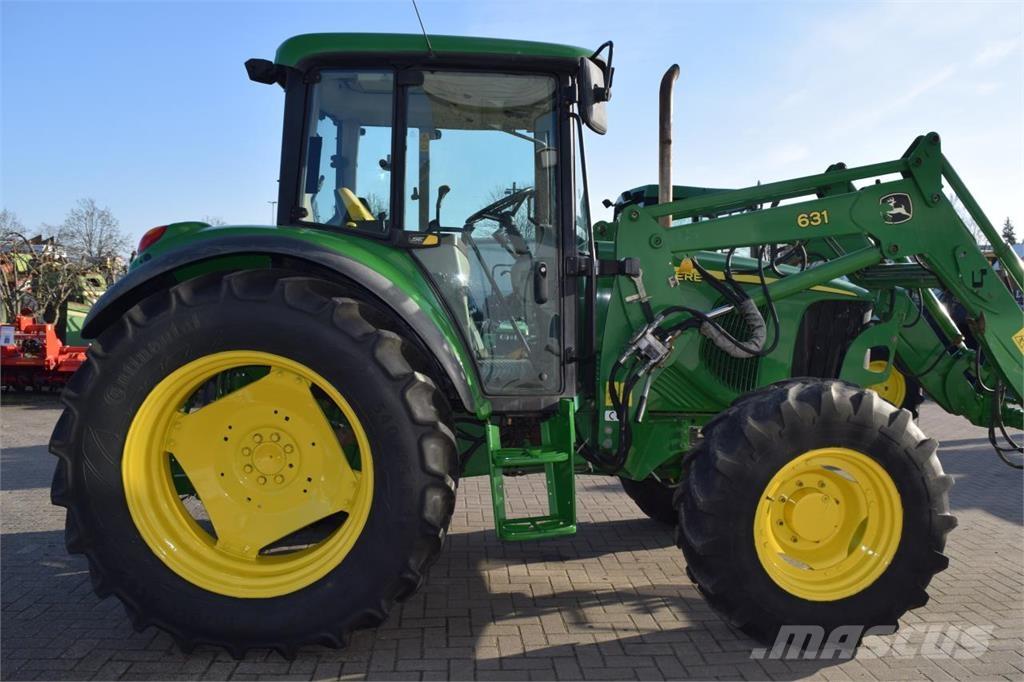 John Deere 6220 Trattori