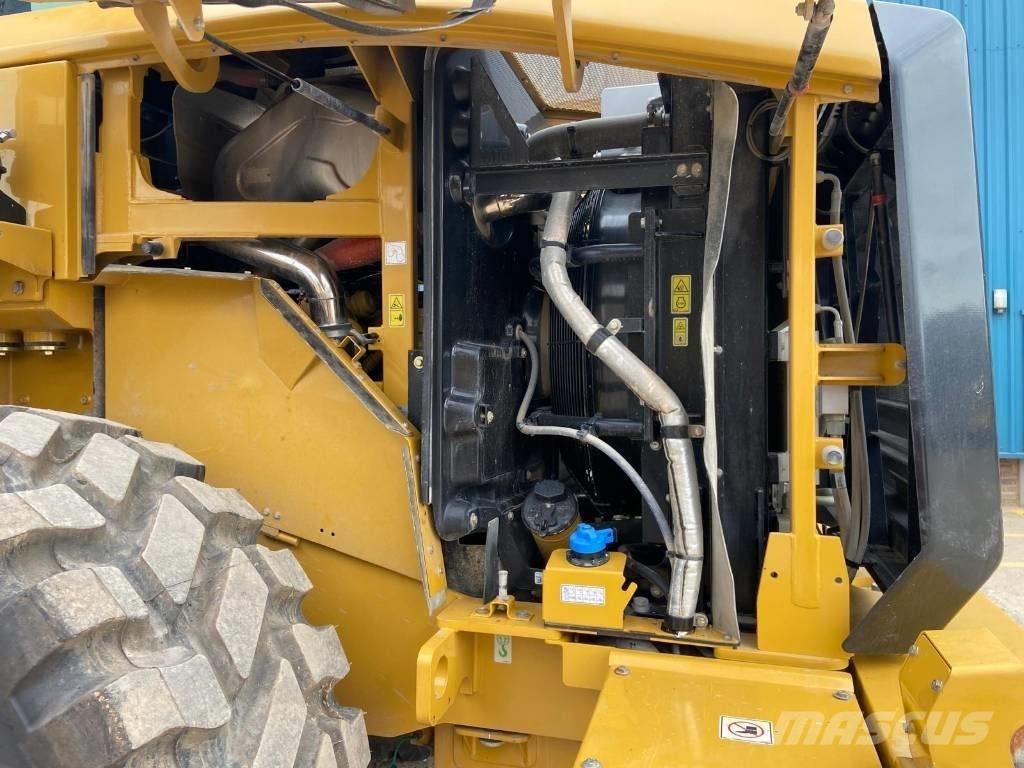 CAT 950GC Pale gommate