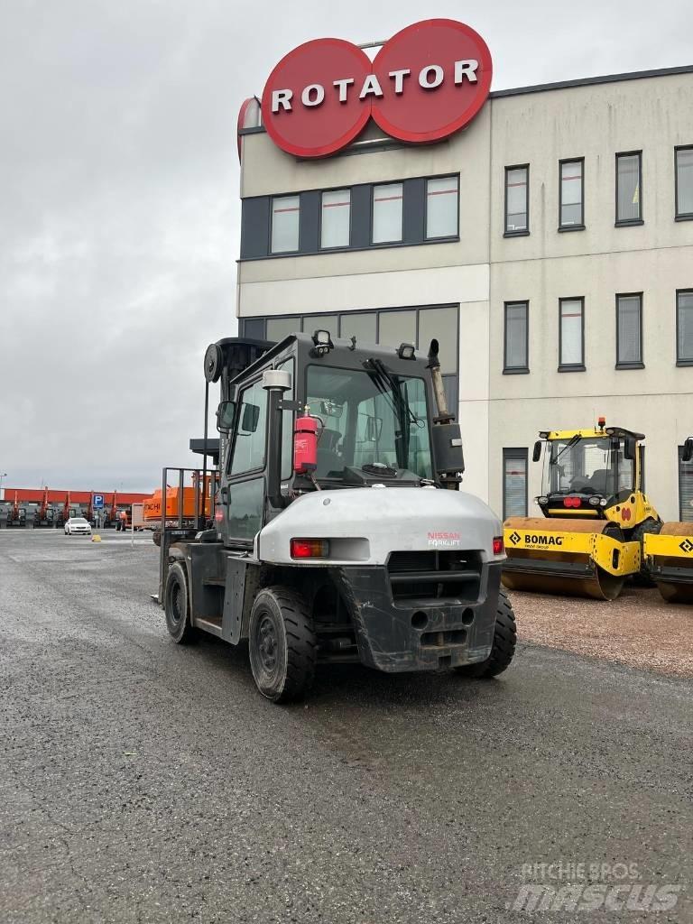 Nissan L1 F6 F70 Y Carrelli elevatori diesel