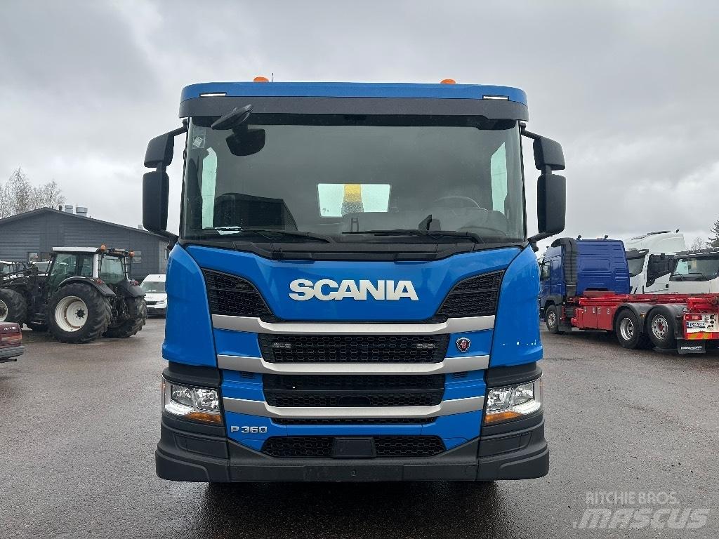 Scania P 360 Camion con gancio di sollevamento