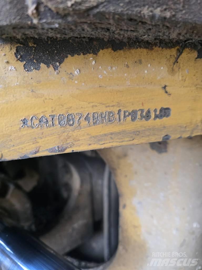 CAT 740 Dumpers articolati