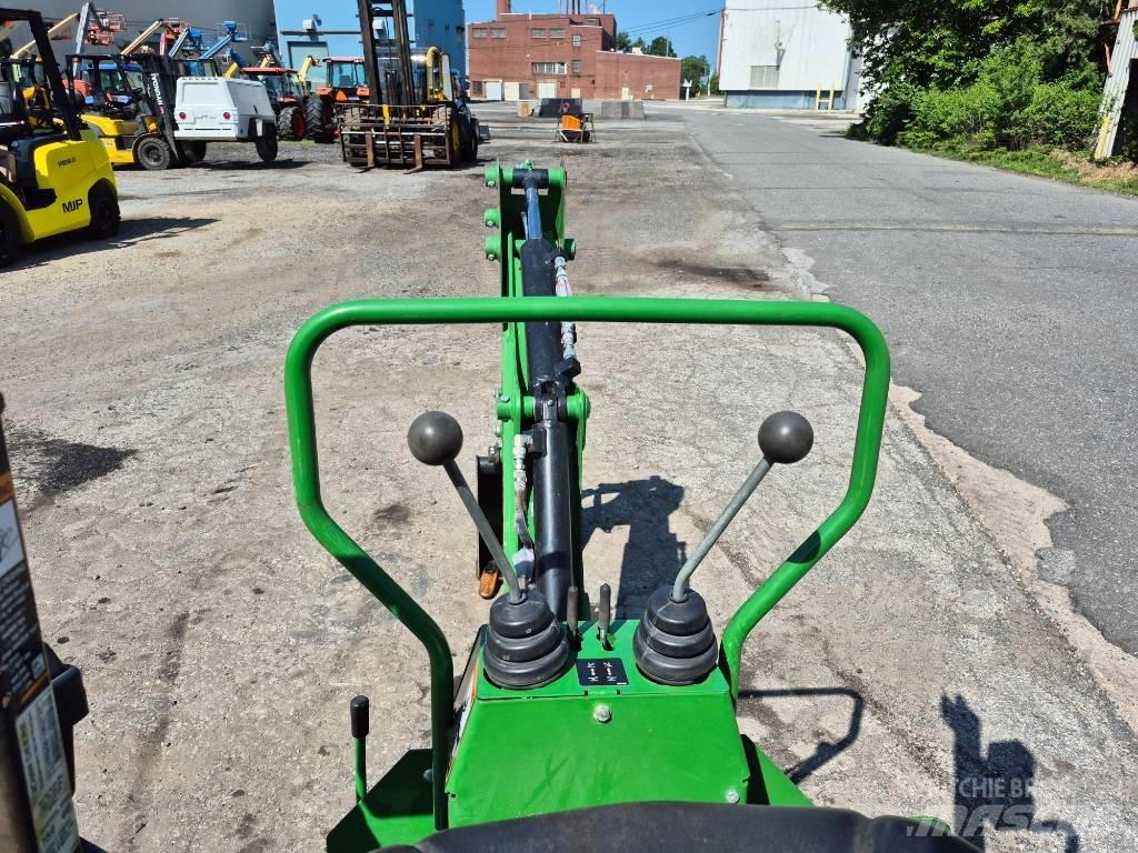 John Deere 1025 R Trattori