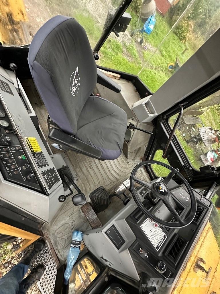 CAT 416B Terne