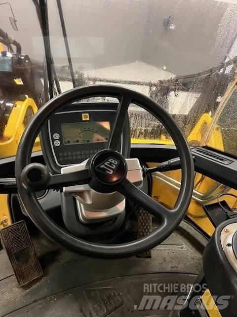 JCB 436HT Pale gommate