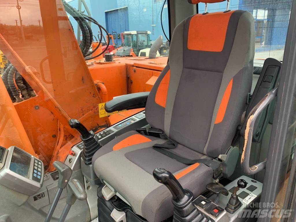 Doosan DX 140 LCR Escavatori cingolati
