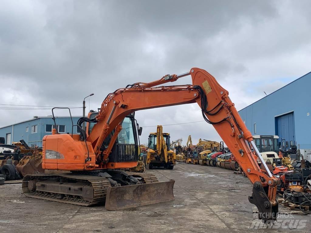Doosan DX 140 LCR Escavatori cingolati