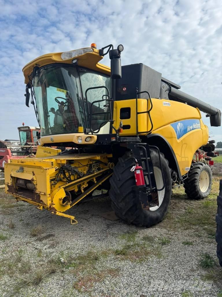 New Holland CR 960 Mietitrebbiatrici