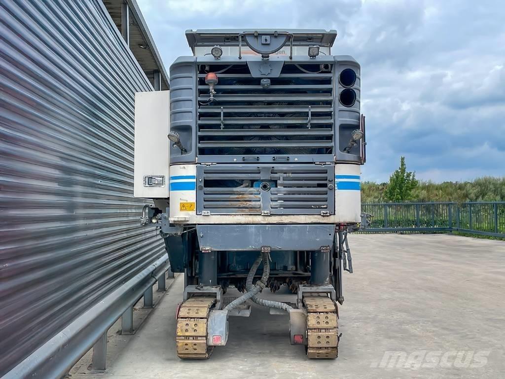 Wirtgen W 210 Fresa a freddo per asfalto