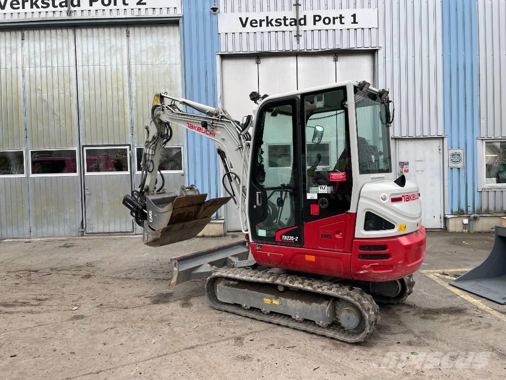 Takeuchi TB 235-2 Miniescavatori