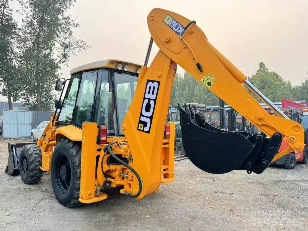 JCB 3 CX Terne