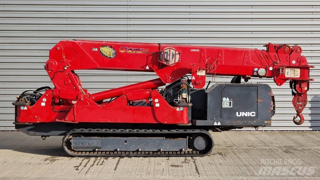 Unic URW 706 Mini gru