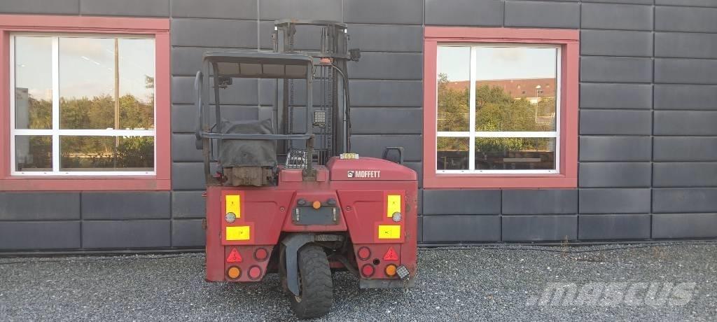 Moffett M5 25.3 NX Carrelli elevatori diesel