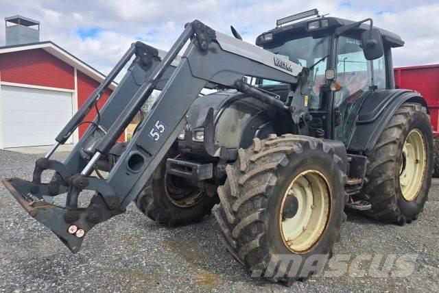 Valtra N141 HiTech Trattori