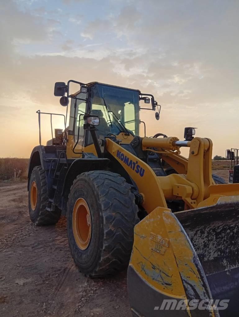 Komatsu WA 380-8 Pale gommate