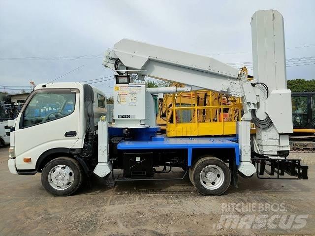 Tadano BT-110-1 Piattaforme autocarrate