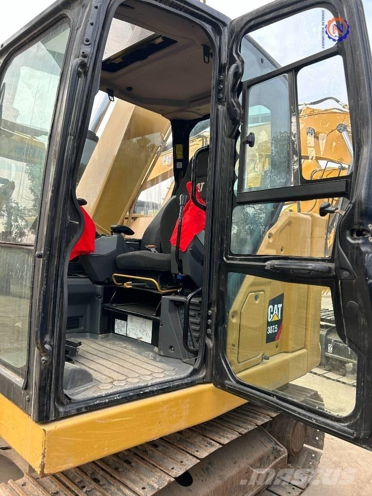 CAT 307.5 Escavatori medi 7t - 12t