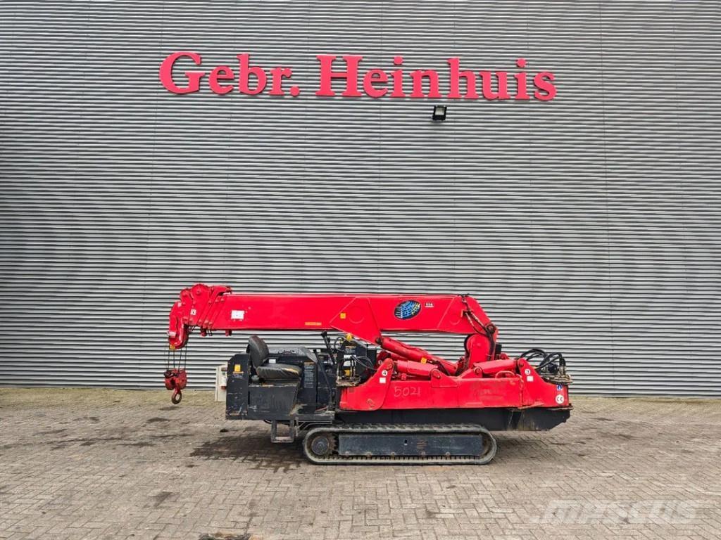 Unic URW 506 CDE Mini gru