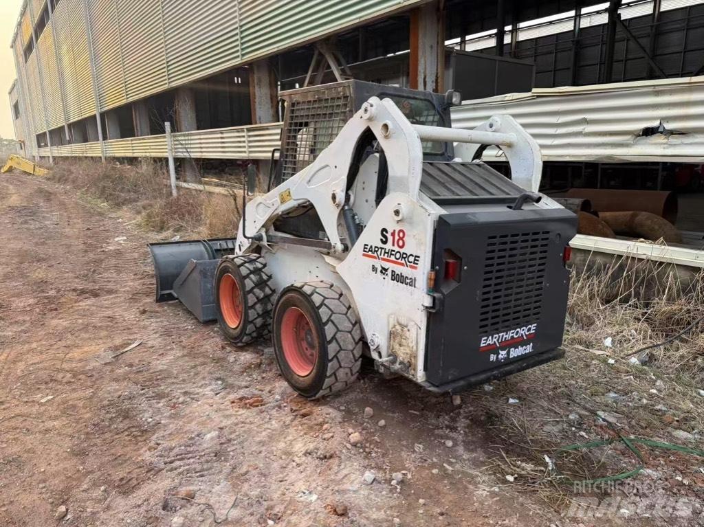 Bobcat S 18 Mini Pale Gommate