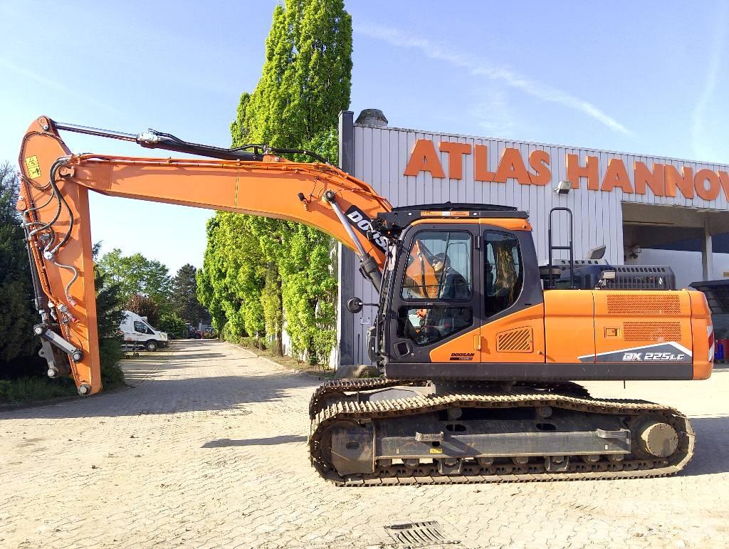 Doosan DX225LC-7 Escavatori cingolati