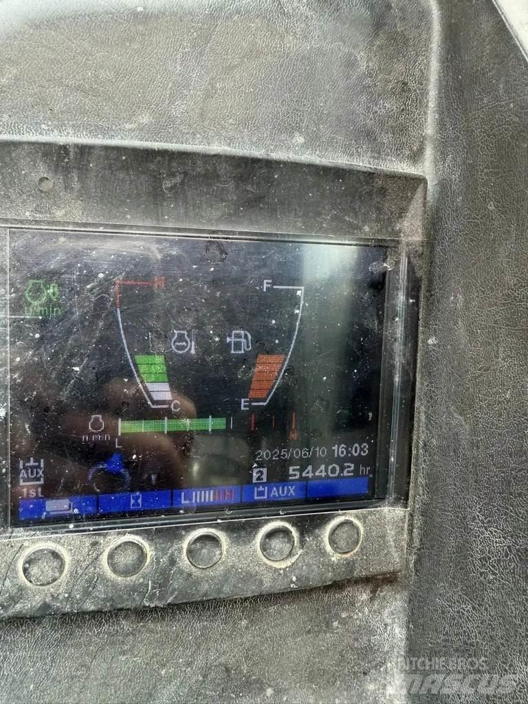 Takeuchi TB230 Miniescavatori