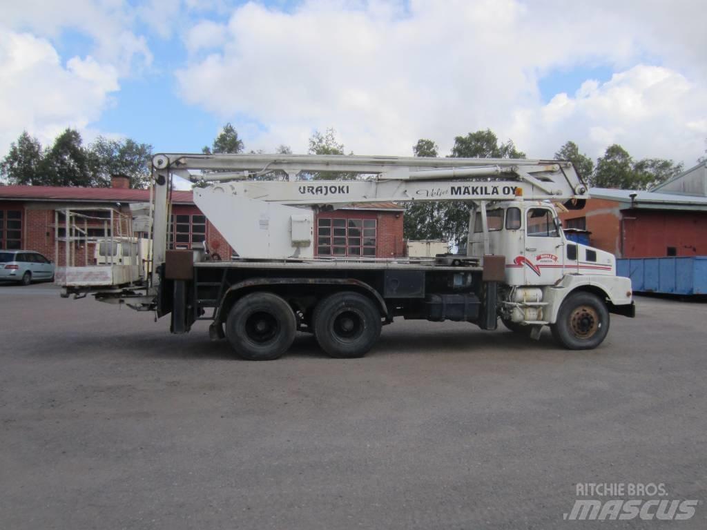 Volvo N 7 6x2 4200 Camion altro