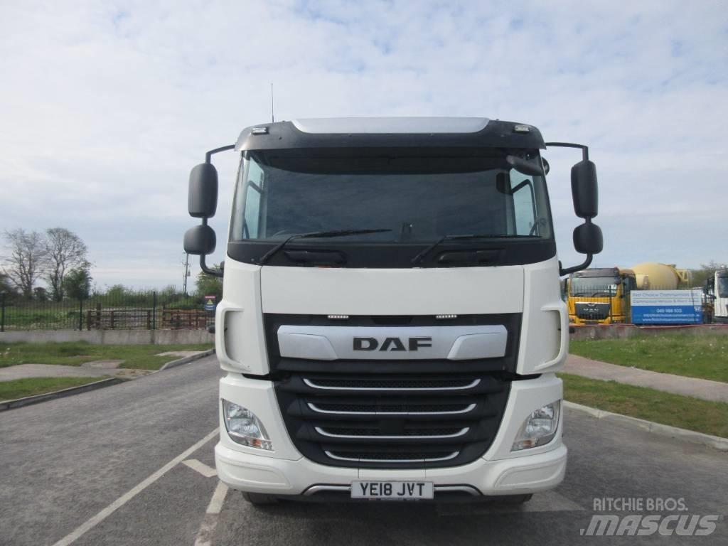 DAF CF450 Autocarro pianale / argano