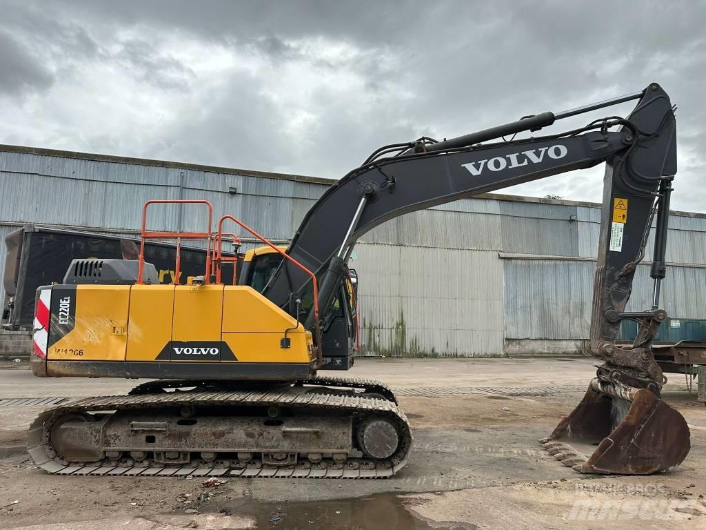 Volvo EC 220 E L Escavatori cingolati
