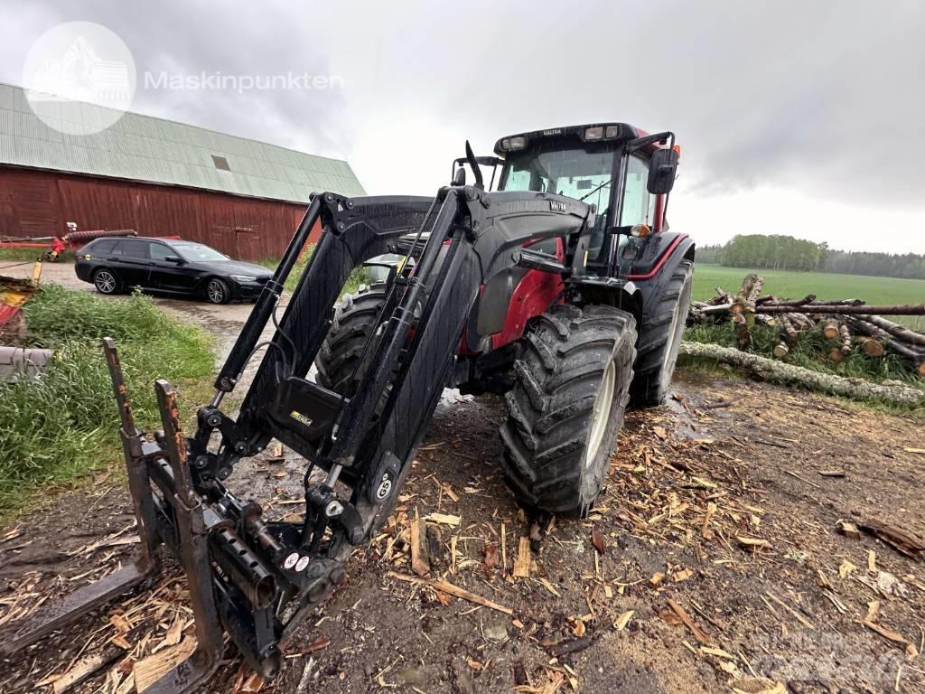 Valtra N 121 Trattori