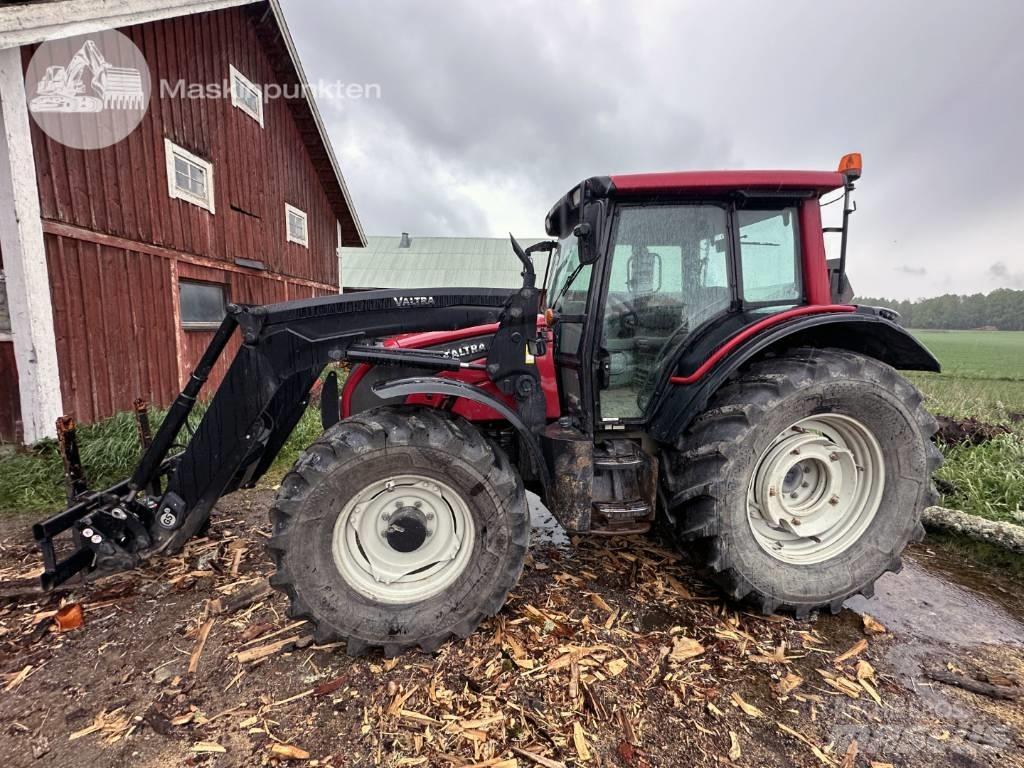 Valtra N 121 Trattori