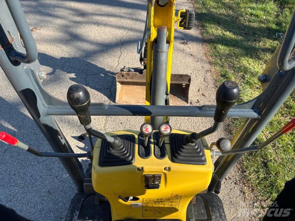 Wacker Neuson 803 Miniescavatori