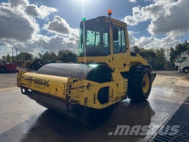 Bomag BW 213 D H-4 Rulli monotamburo