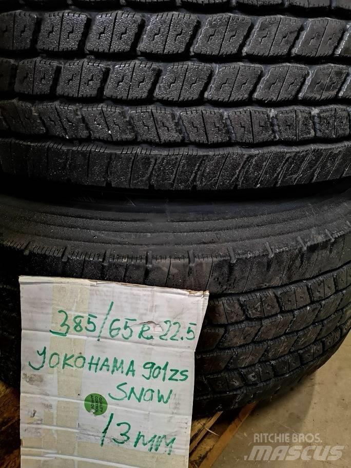  Tyres Different Pneumatici, ruote e cerchioni