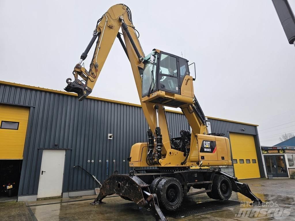 CAT MH 3022 Movimentazione rifiuti
