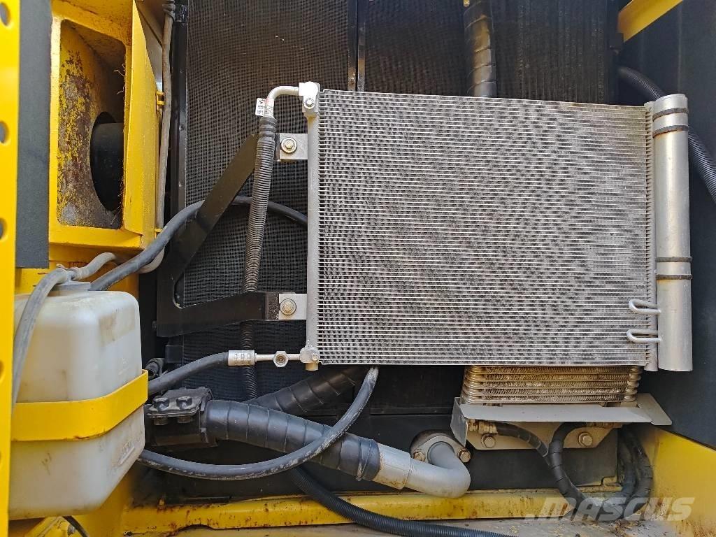 Komatsu PC 200-8 Escavatori cingolati