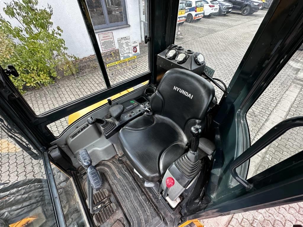 Hyundai R35Z 9 Miniescavatori