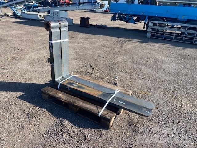 Volvo 8-12 ton Forche