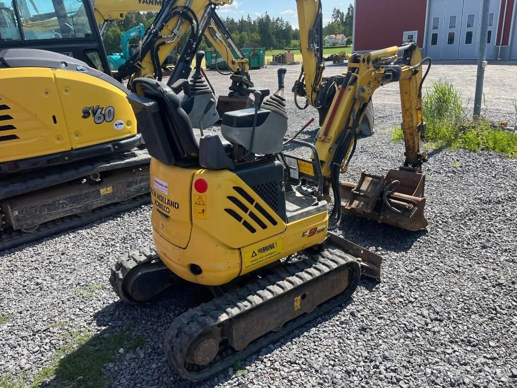 New Holland E 09 SR Miniescavatori