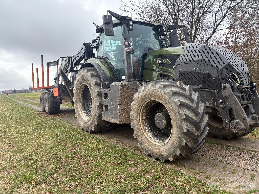 Valtra Q 305 Trattori