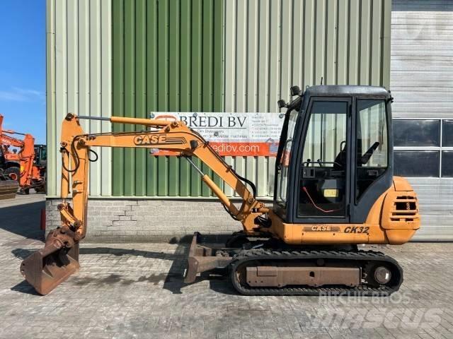CASE CK 32 Escavatori cingolati