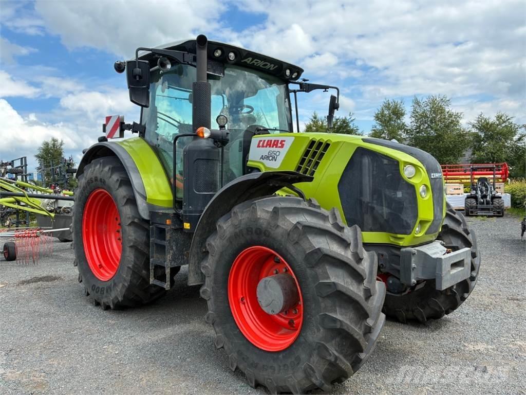 CLAAS ARION 650 Trattori