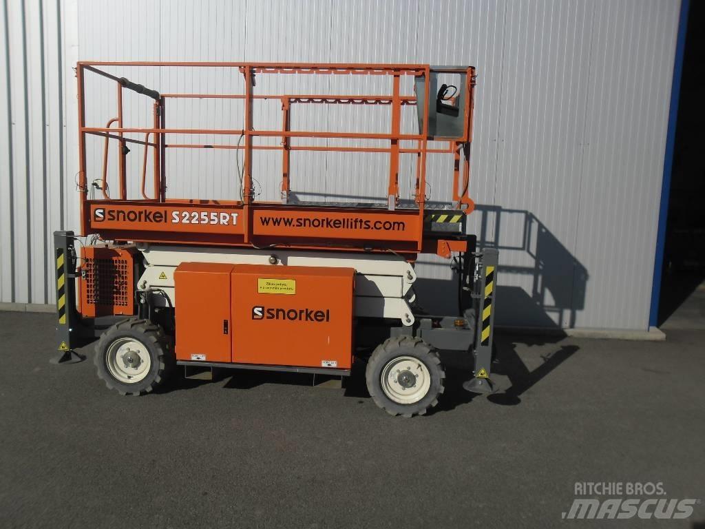 Snorkel S2255RT Piattaforme a pantografo