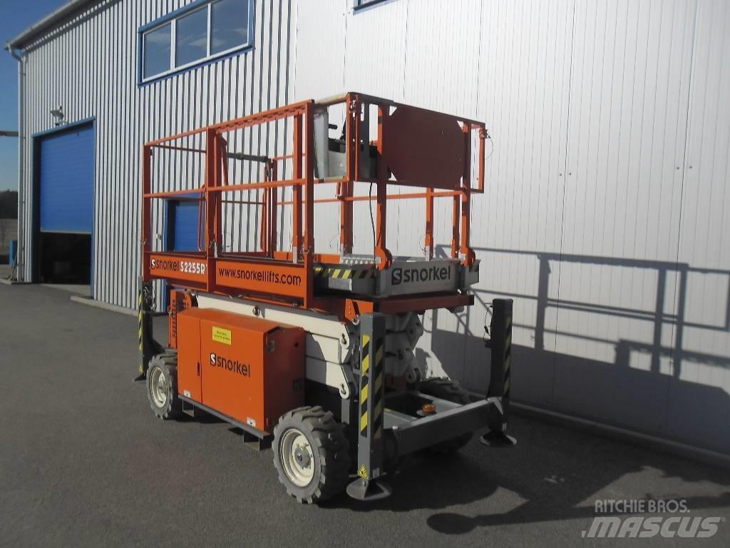 Snorkel S2255RT Piattaforme a pantografo